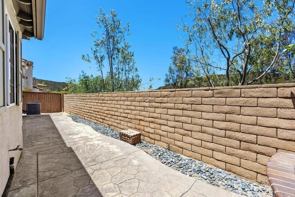 https://cdn.realtyfeed.com/cdn/127/306742336/00682e61352ac6b6cdcb5956a0287369.webp