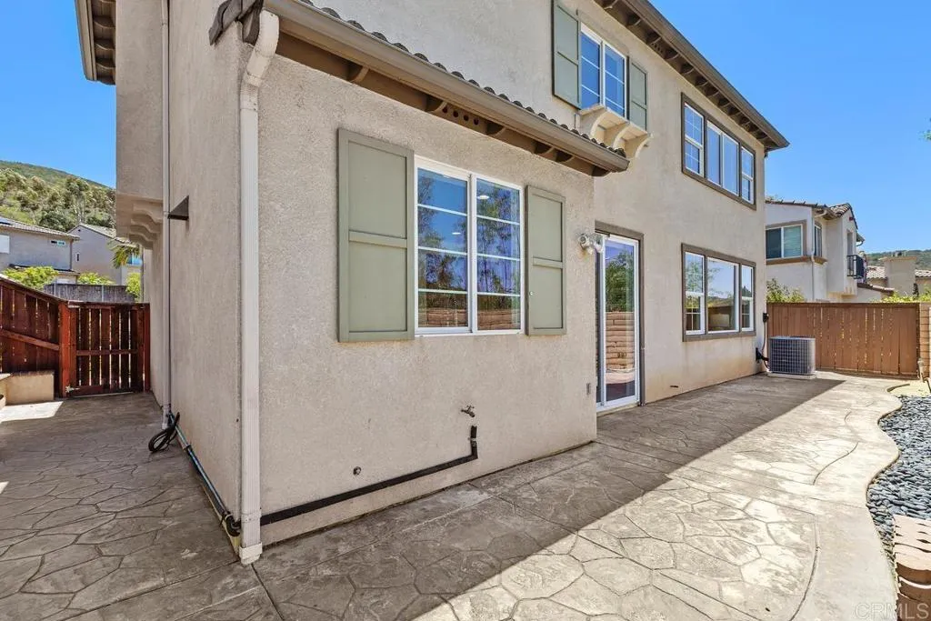 https://cdn.realtyfeed.com/cdn/127/306742336/0d88c2fa99cabf7720257c132068cc75.webp