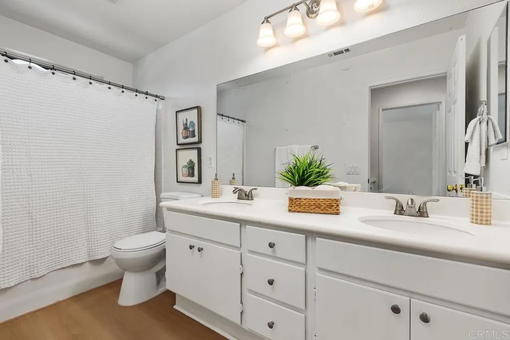 https://cdn.realtyfeed.com/cdn/127/306742336/603743557fe4676abe3a19c192d63ce4.webp