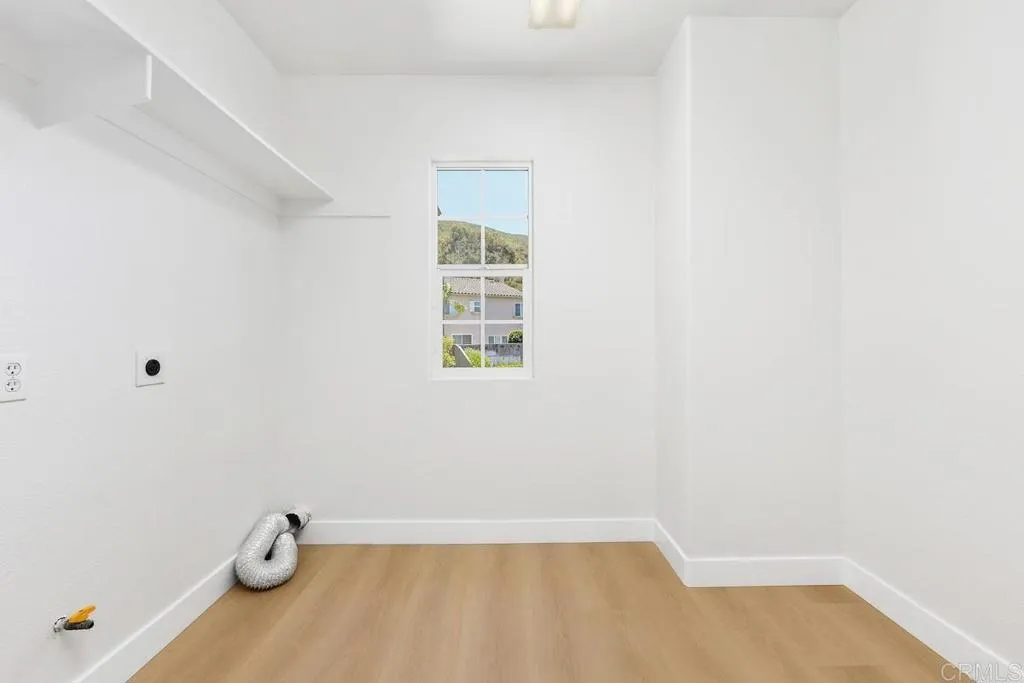 https://cdn.realtyfeed.com/cdn/127/306742336/68444fca2eb05dd81d9e846760375be4.webp