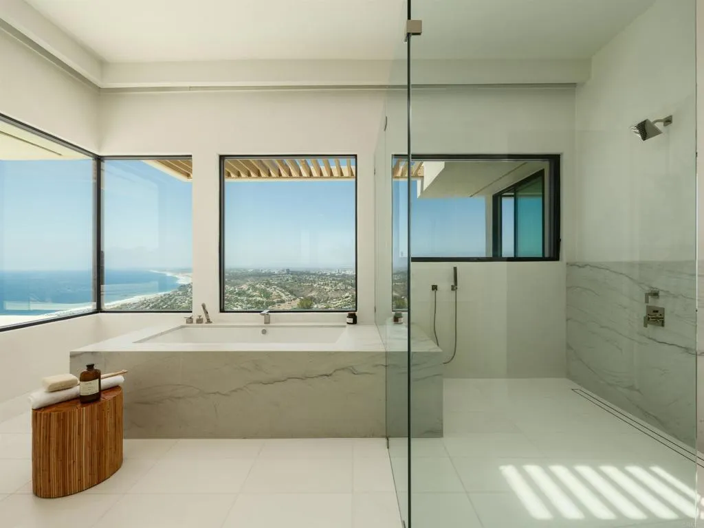 https://cdn.realtyfeed.com/cdn/127/306742411/fa436bf3d5a010cdac849b4ec567f43a.webp