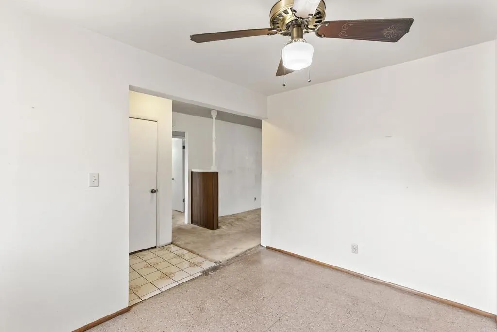 https://cdn.realtyfeed.com/cdn/127/306742412/93325703253a9f20e608dc0bf30a1872.webp