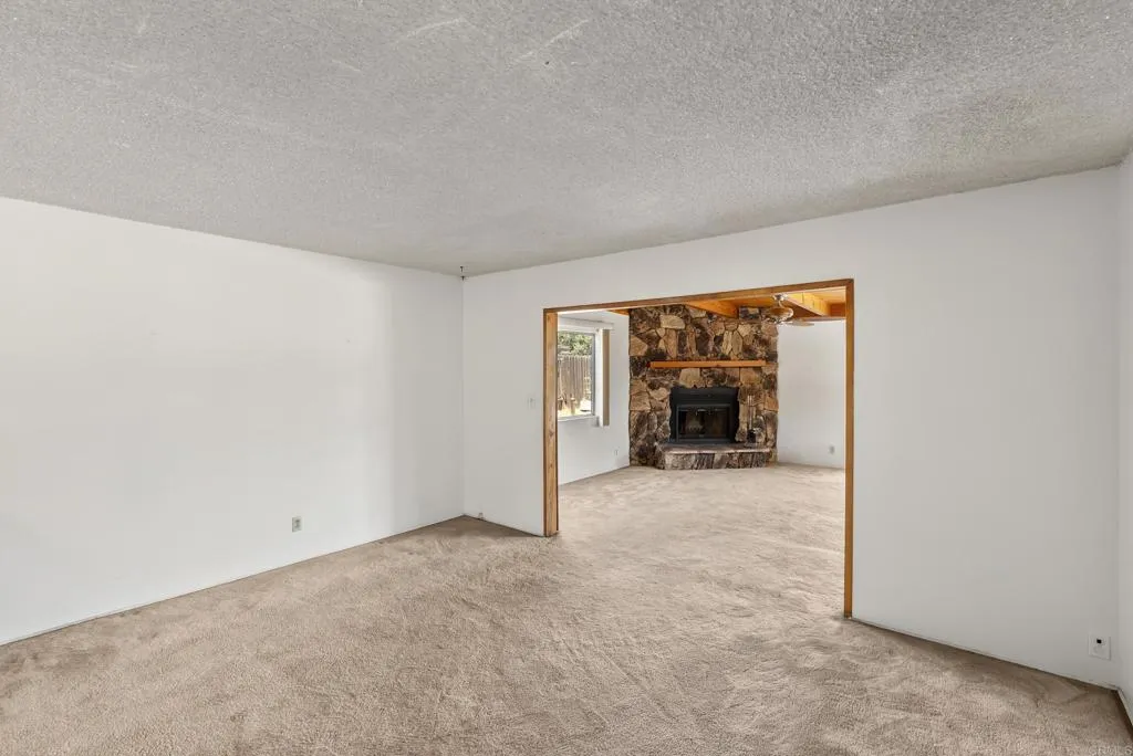 https://cdn.realtyfeed.com/cdn/127/306742412/93b23640c6ee49b1eeb9232a1cc4a9dc.webp