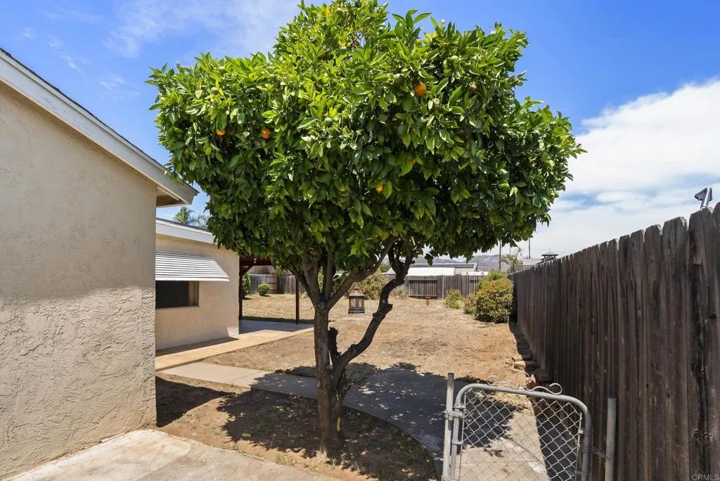 https://cdn.realtyfeed.com/cdn/127/306742412/ca40c33dfbe3b98ac908e72beff08857.webp