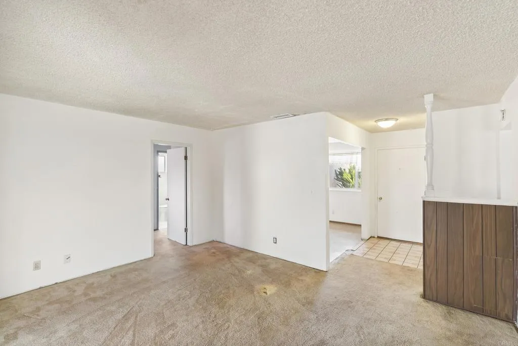 https://cdn.realtyfeed.com/cdn/127/306742412/e186920909ed51945a7742df6ac2fd02.webp