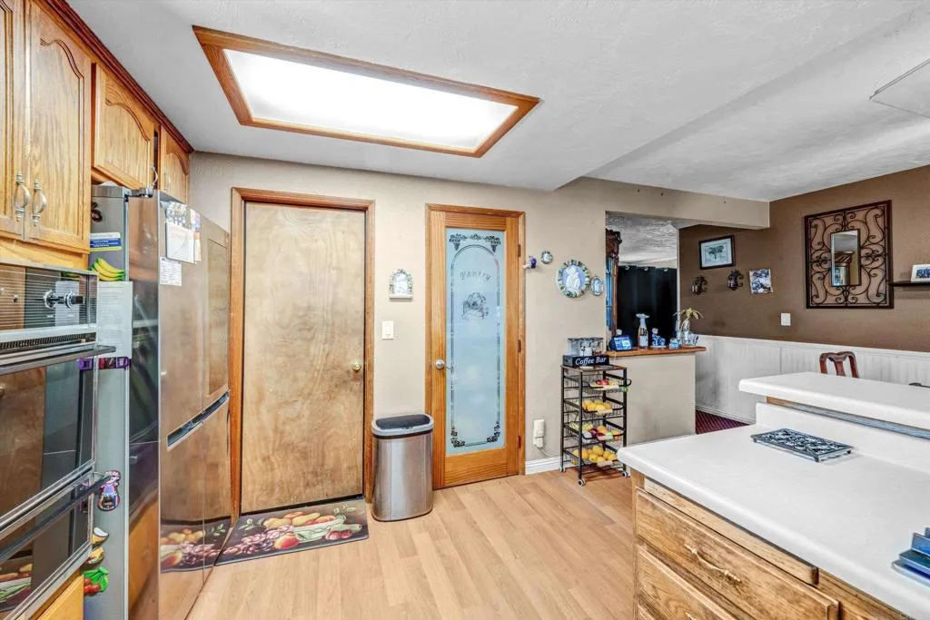 https://cdn.realtyfeed.com/cdn/127/306742417/08b2dc16ba0cce8bcb0d93c5913e84c3.webp
