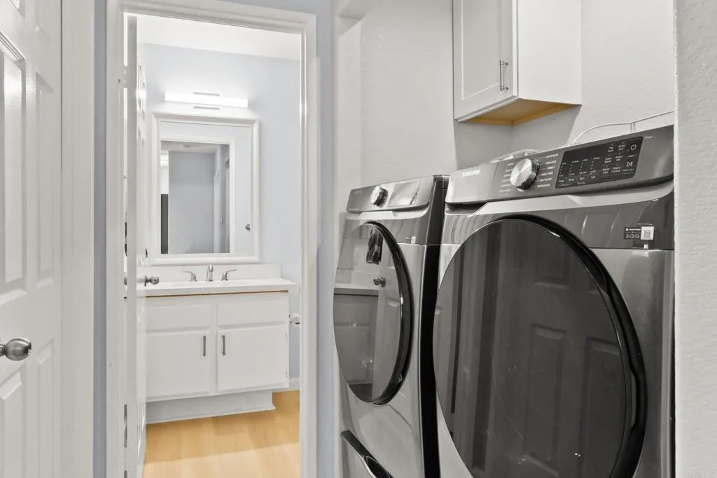 https://cdn.realtyfeed.com/cdn/127/306742443/1b4bb5b9ca58a643fba4916654ede619.webp