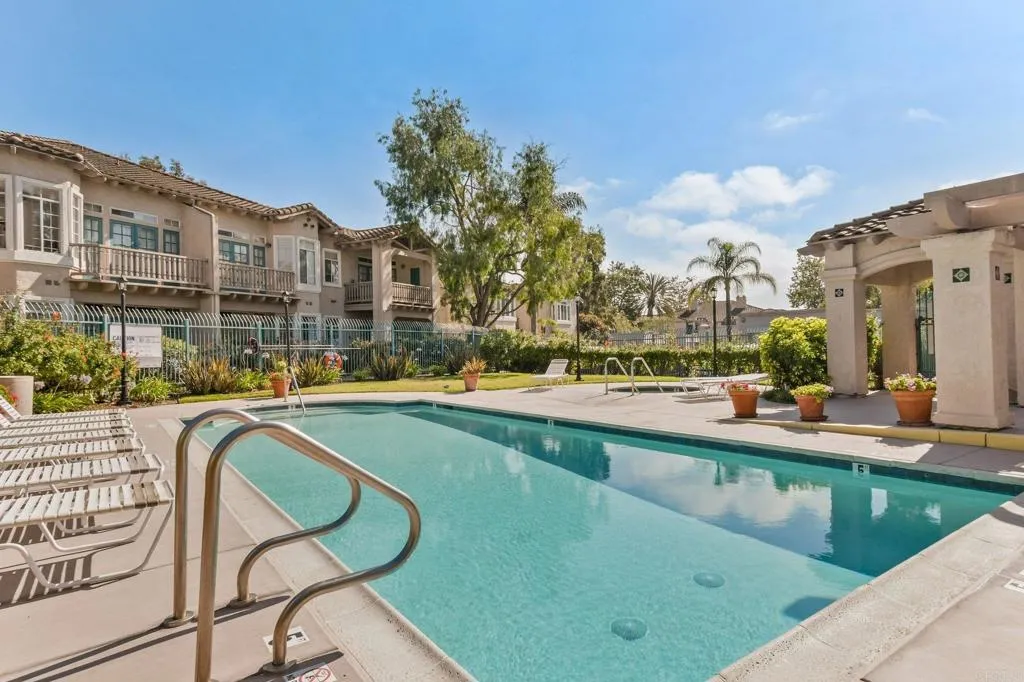 https://cdn.realtyfeed.com/cdn/127/306742443/41a3e05ed355af8d3e6ca950ac4d76cd.webp