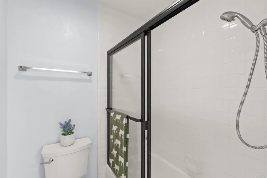 https://cdn.realtyfeed.com/cdn/127/306742443/b05b88a9bc9d77f3ae1e05fdddc6c9a2.webp