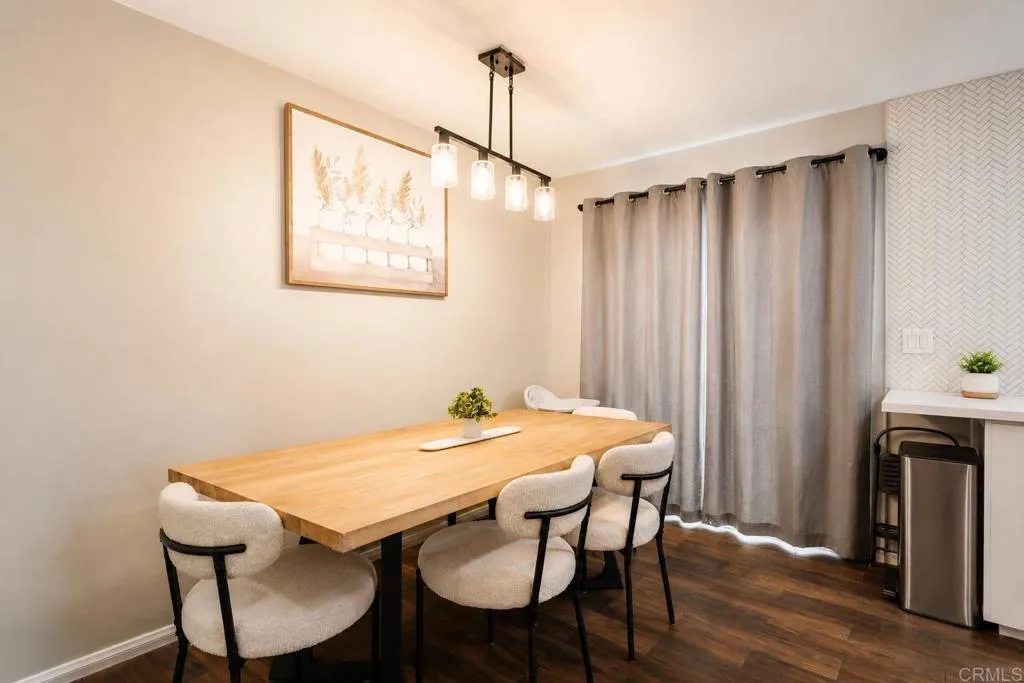 https://cdn.realtyfeed.com/cdn/127/306742462/3bb7e2421381f0abde0b2d6034a616de.webp