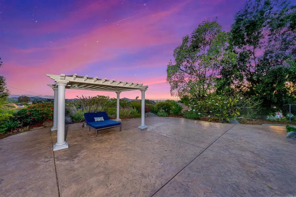 https://cdn.realtyfeed.com/cdn/127/306742465/5189b06d95af0d987017cc5561b94444.webp
