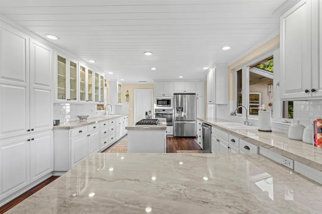 https://cdn.realtyfeed.com/cdn/127/306742465/f9ae442c3ffd5be76a08cea497267108.webp