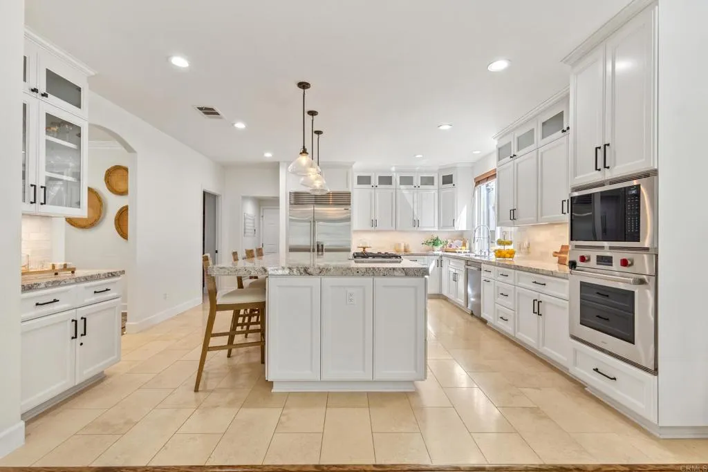 https://cdn.realtyfeed.com/cdn/127/306742469/1d00ad94bf2d4a4b0358fd03ddd94d9f.webp