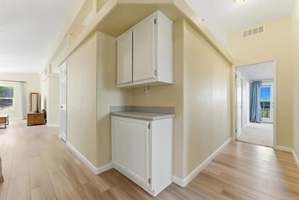 https://cdn.realtyfeed.com/cdn/127/306742473/5bf134d034b44dc593542a01d12a4829.webp