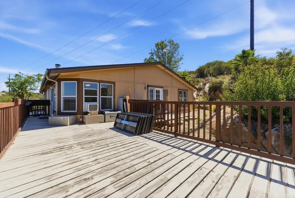 https://cdn.realtyfeed.com/cdn/127/306742473/6e8729c59679c792c049915e9fe2d566.webp