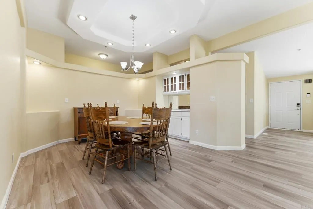 https://cdn.realtyfeed.com/cdn/127/306742473/73b74d3829a7ba338513778f0b353ded.webp