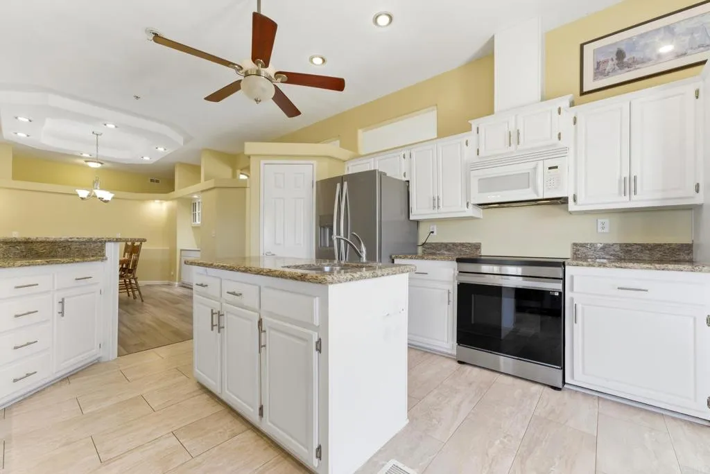 https://cdn.realtyfeed.com/cdn/127/306742473/75e2634407d1b6e55aaec5a9116fddd5.webp