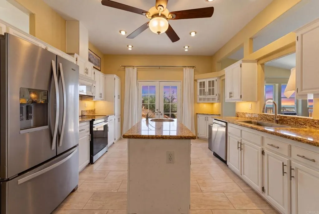 https://cdn.realtyfeed.com/cdn/127/306742473/9af496b01940012a1b6562b7ec8d1502.webp