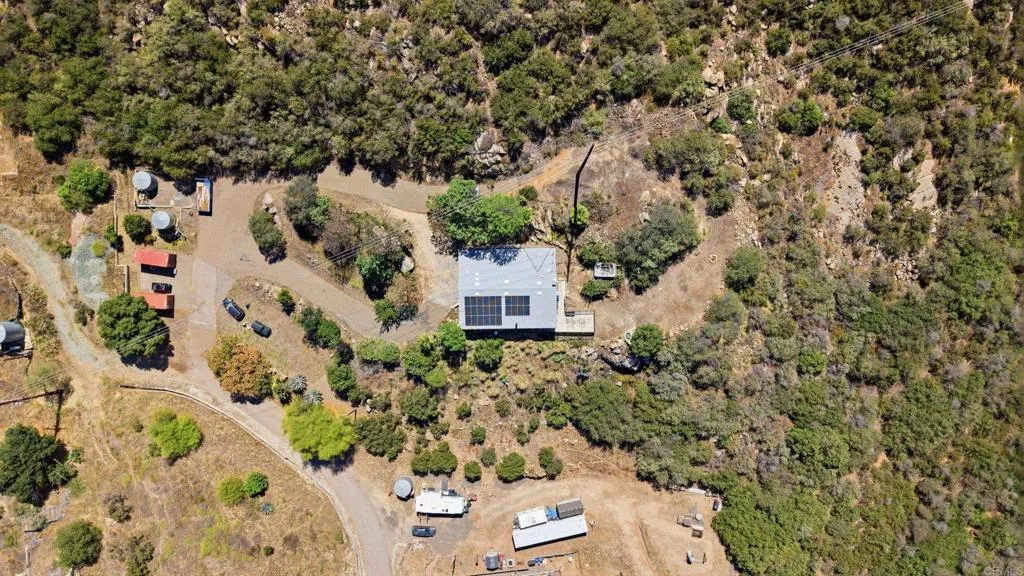 https://cdn.realtyfeed.com/cdn/127/306742473/a75443a7acc90be2fa4f9dc5de155090.webp
