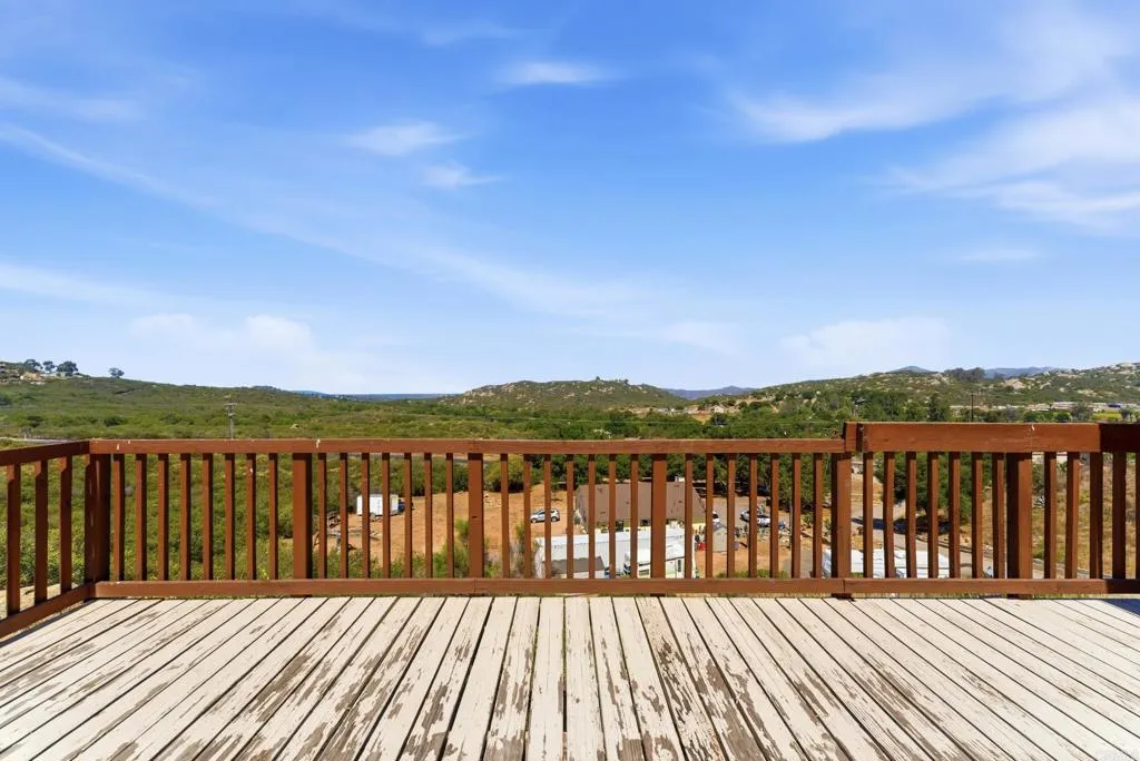 https://cdn.realtyfeed.com/cdn/127/306742473/b4fdb1dfcb3cc289def191bffc08e73b.webp