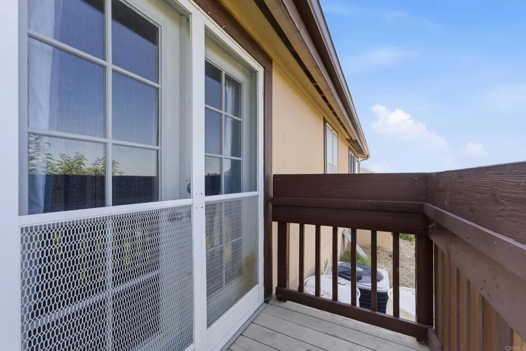 https://cdn.realtyfeed.com/cdn/127/306742473/c38bec562b32597fa0aeee00aaaf8a84.webp