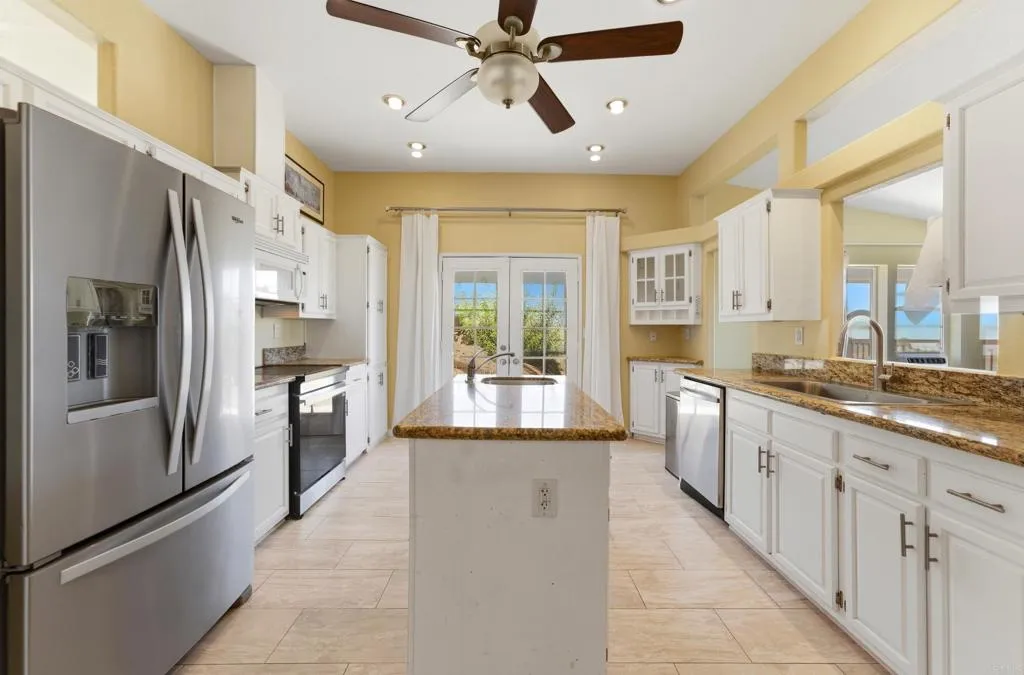 https://cdn.realtyfeed.com/cdn/127/306742473/d0b292bc63cc20f8d959ad7b1b5ad2c5.webp