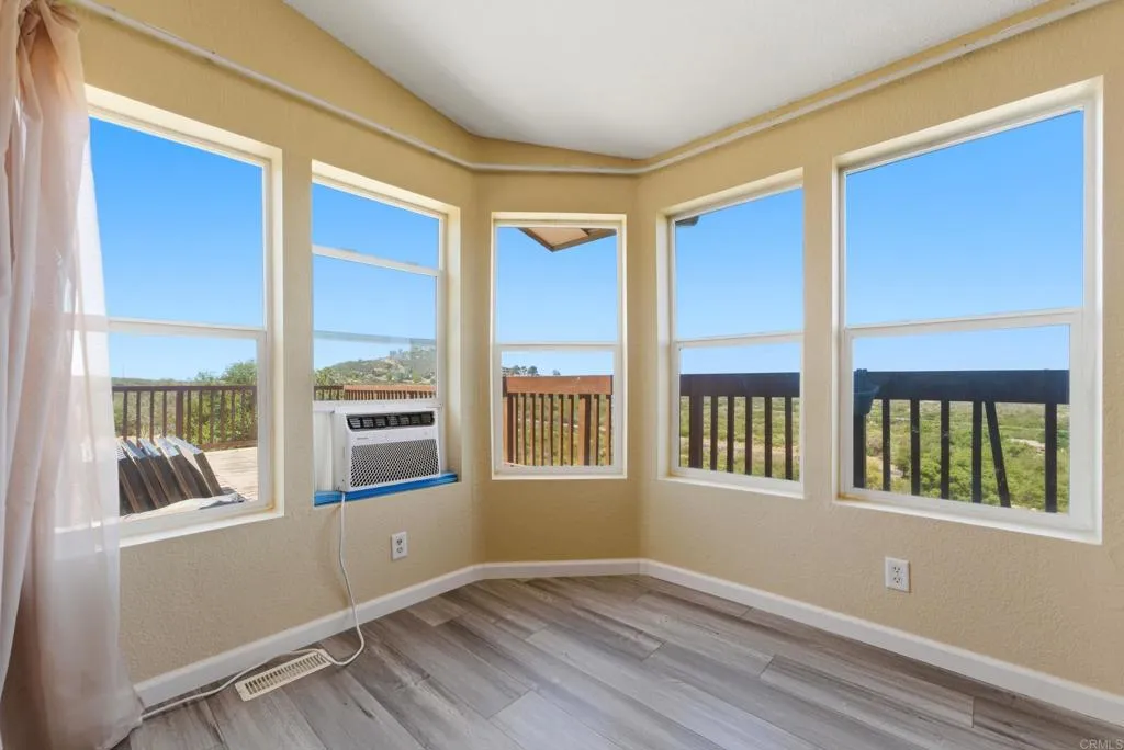 https://cdn.realtyfeed.com/cdn/127/306742473/eabfe6f0a9f7ca83795782a11a58ca39.webp