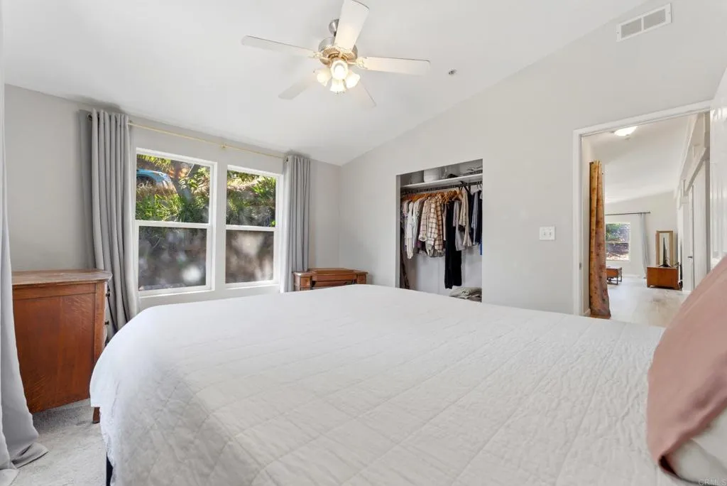 https://cdn.realtyfeed.com/cdn/127/306742473/ed62ef47056f11847962fbf6151e86f1.webp