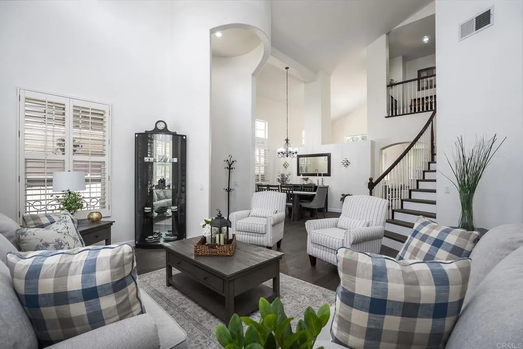 https://cdn.realtyfeed.com/cdn/127/306742487/370dbb6a274b5abf6094aad2910f6d52.webp