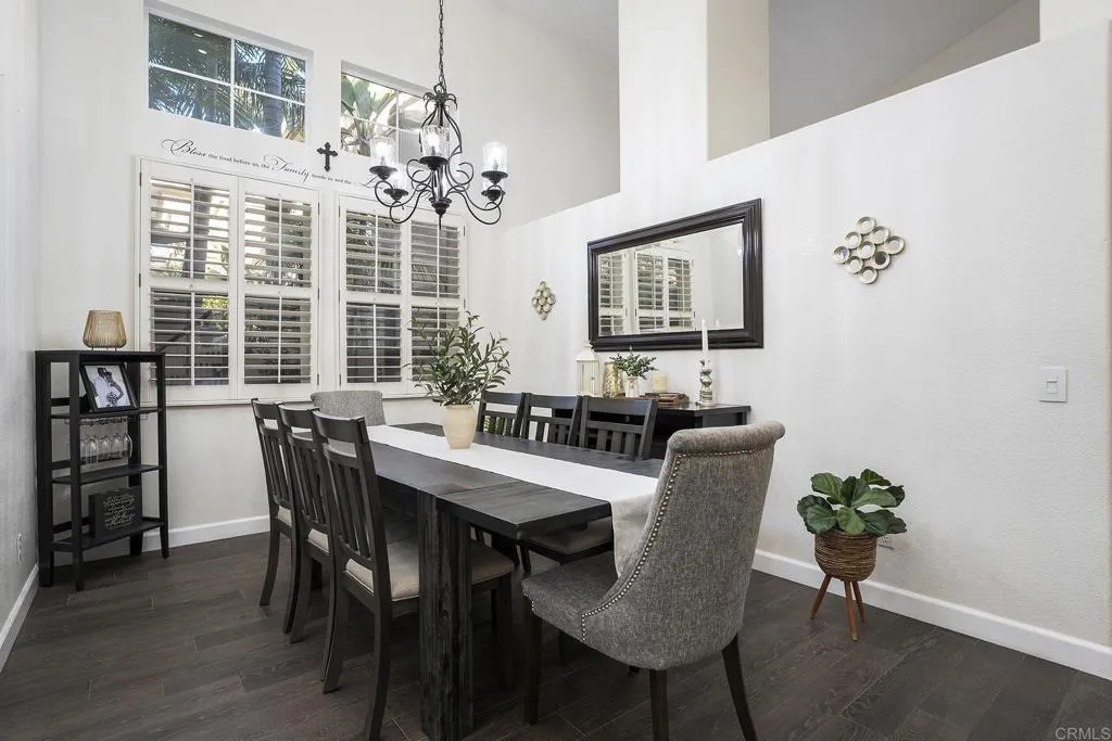 https://cdn.realtyfeed.com/cdn/127/306742487/ca9f244083f5dc58863500c78141e55b.webp