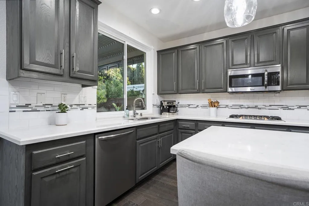 https://cdn.realtyfeed.com/cdn/127/306742487/d07991d692bab2060883cd0db9ada2db.webp