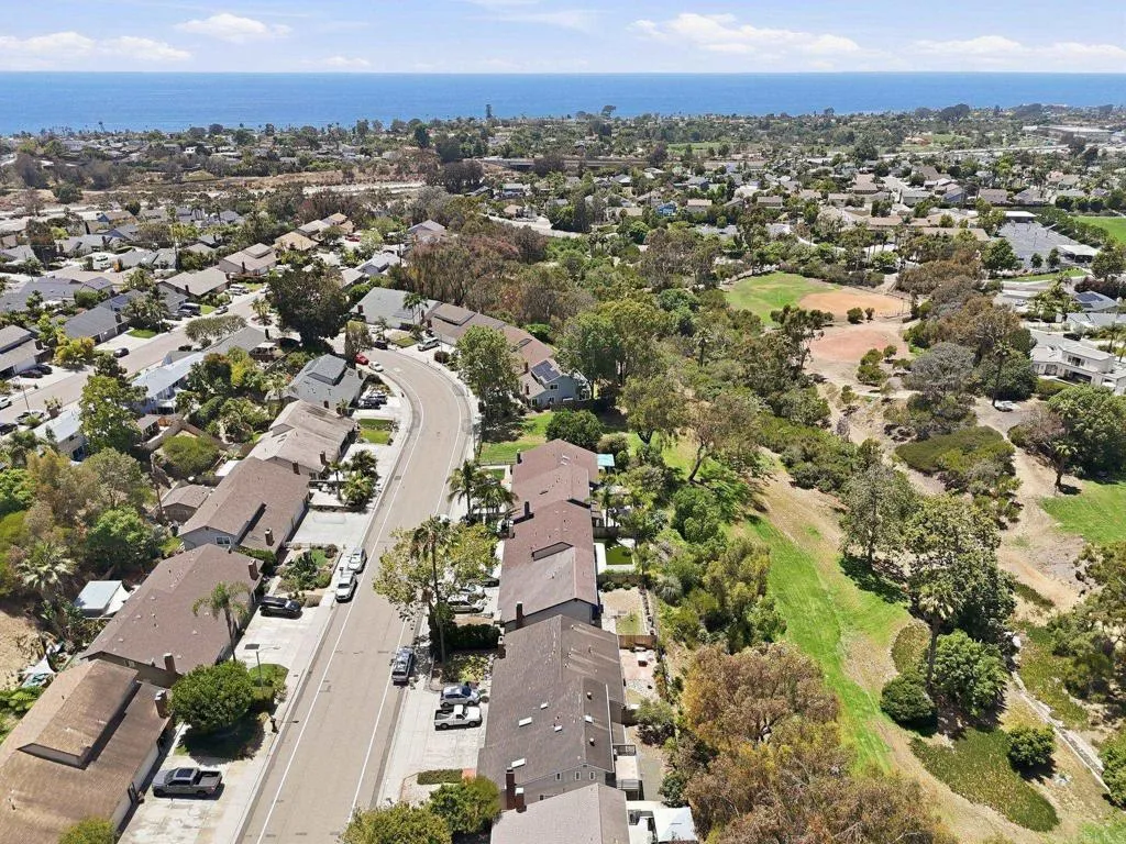 https://cdn.realtyfeed.com/cdn/127/306742488/4ae38810e2b3125c793db50324dbb5b4.webp