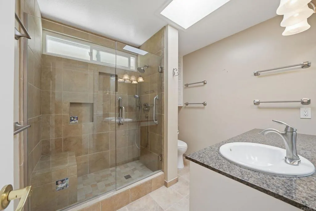 https://cdn.realtyfeed.com/cdn/127/306742488/b75a55fef619b9097611616c77663e1b.webp