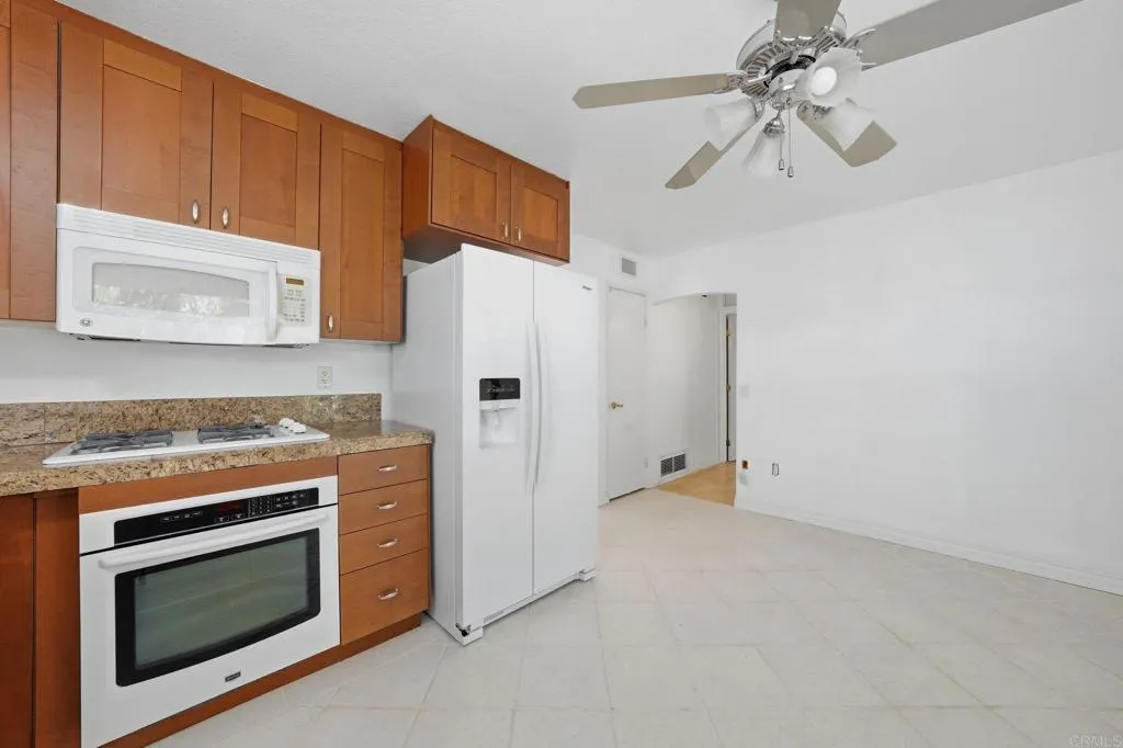 https://cdn.realtyfeed.com/cdn/127/306742488/d15506ca94f4b5130dc46f40c3af2b81.webp