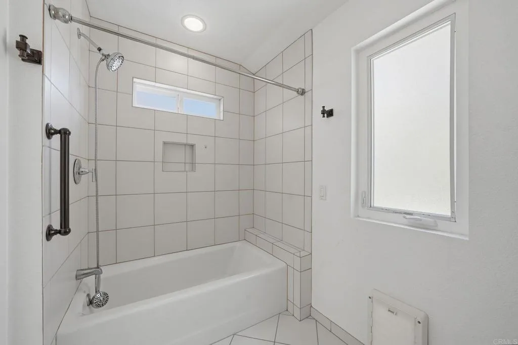 https://cdn.realtyfeed.com/cdn/127/306742488/fd9260d5b60190e101d1202d2660e607.webp