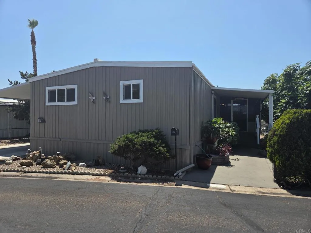 https://cdn.realtyfeed.com/cdn/127/306742516/748b63206749b2baf8f0484e0a6efaf9.webp