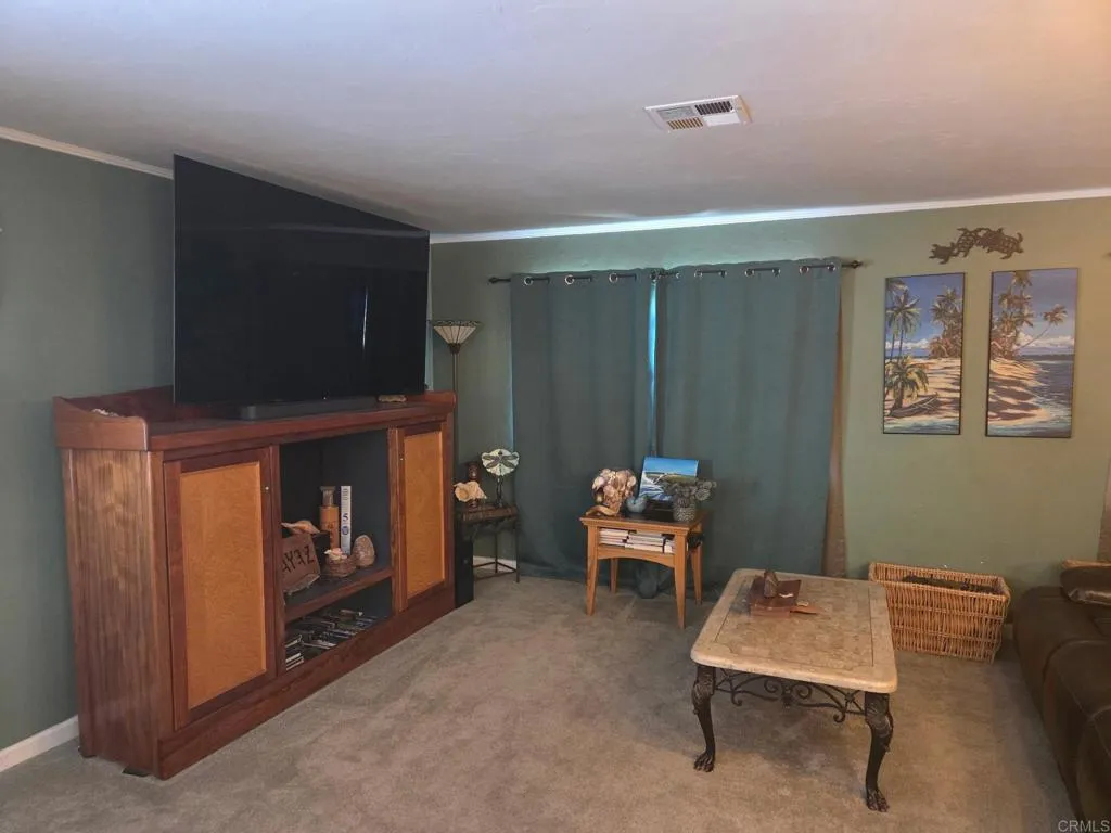https://cdn.realtyfeed.com/cdn/127/306742516/9311c3da3d2eeea91e021dde4931f0c1.webp