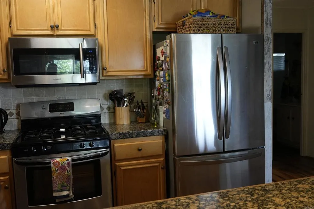 https://cdn.realtyfeed.com/cdn/127/306742516/c0ae98e0496c9c406885c22c4b519637.webp