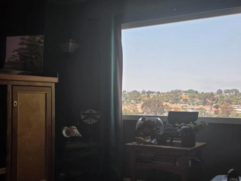 https://cdn.realtyfeed.com/cdn/127/306742516/eb0508fa7ba355f51fcfca11aa373060.webp