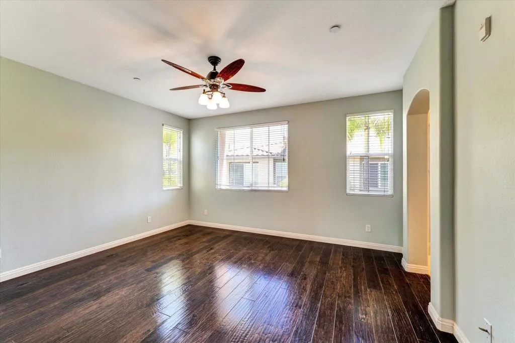 https://cdn.realtyfeed.com/cdn/127/306742520/2f8e8891b15ab8fb8094a85401f9df60.webp
