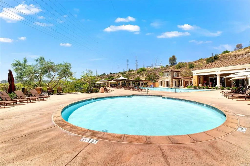 https://cdn.realtyfeed.com/cdn/127/306742520/8d8a6e19bcbc8a69e1108abda27ca31e.webp