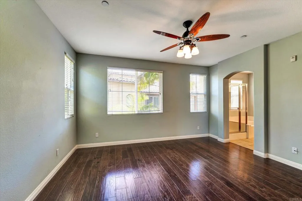 https://cdn.realtyfeed.com/cdn/127/306742520/920604d45ad6c07ed5dd8cb3bbbb6a21.webp