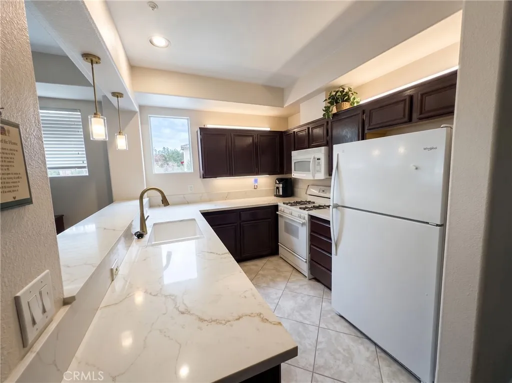 https://cdn.realtyfeed.com/cdn/127/306742525/71ca38f68dc4158cdd3ae4e755302f2d.webp