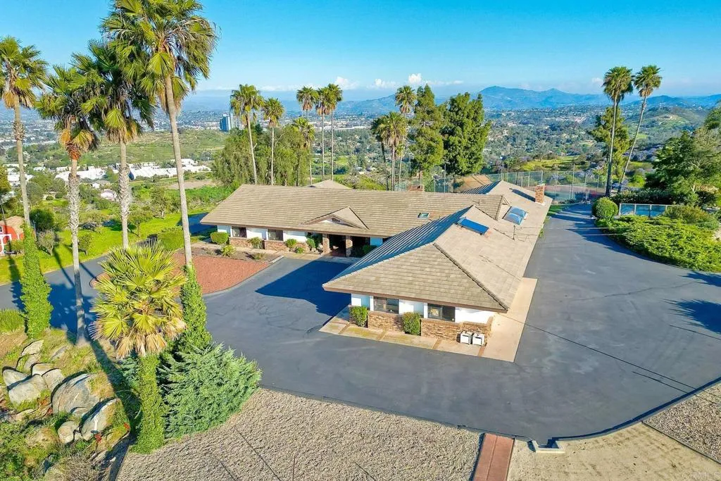 https://cdn.realtyfeed.com/cdn/127/306742529/21131ac79e77a46f285028e167e3fe70.webp
