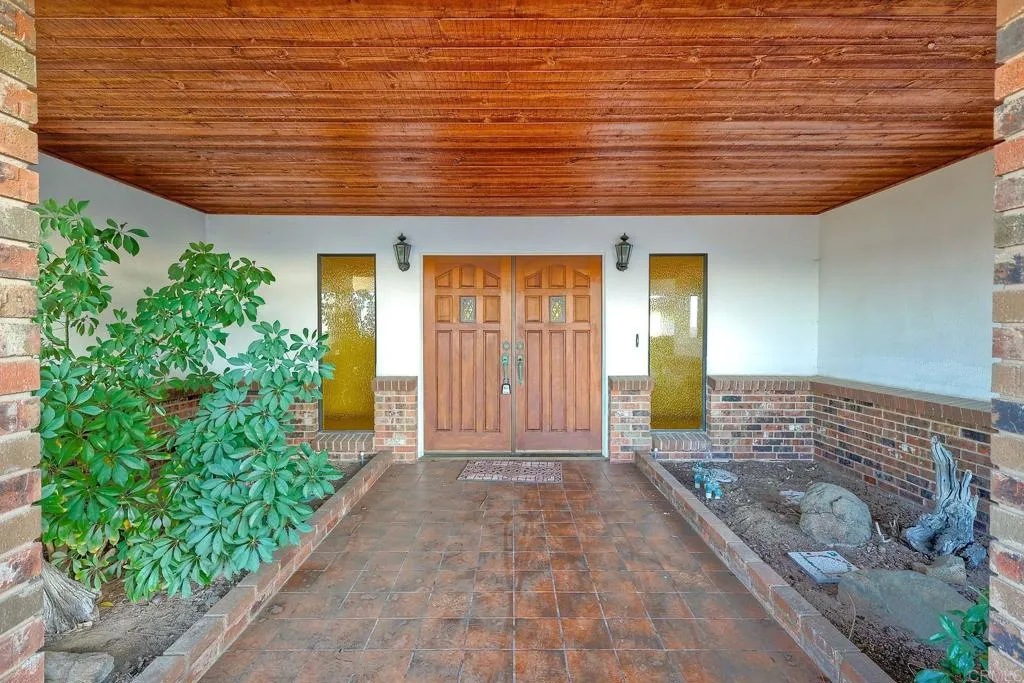 https://cdn.realtyfeed.com/cdn/127/306742529/f2361424320fbac144e5a269b65df9bd.webp
