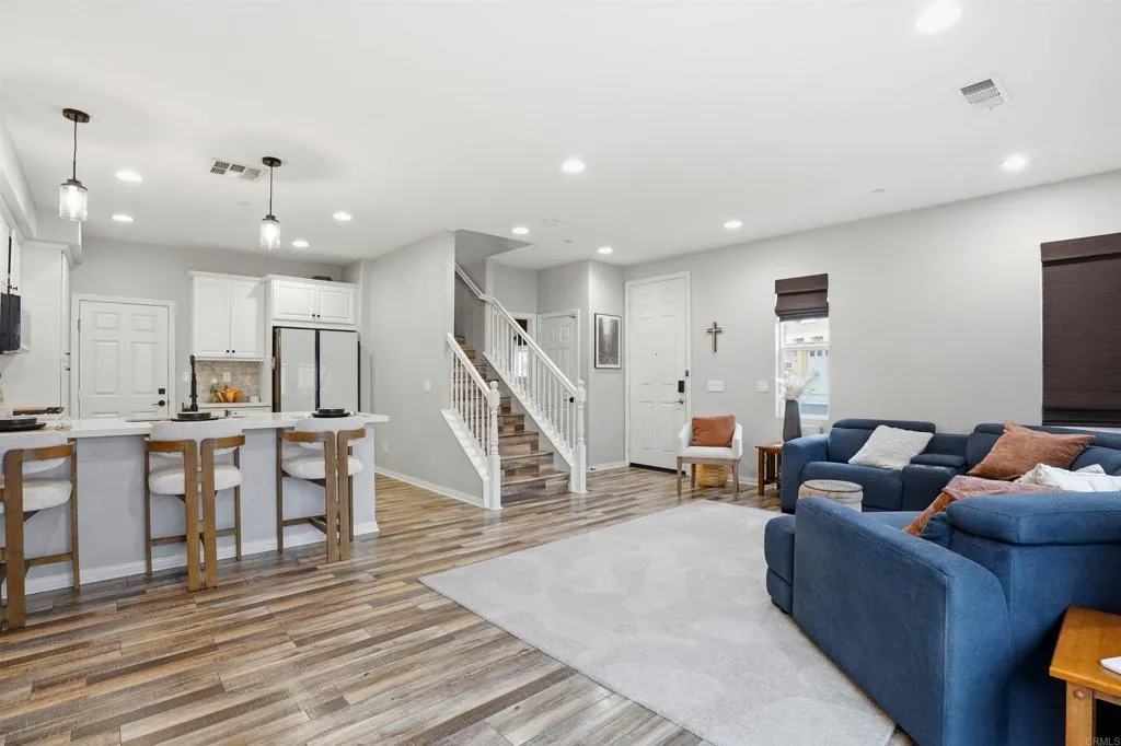 Photo #4: PTP2604537 Listing: Photo #4