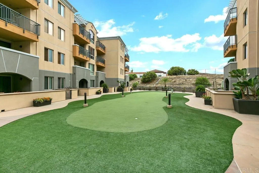https://cdn.realtyfeed.com/cdn/127/306742617/4dcf8a806dbb62fba65ea59d697f25b7.webp