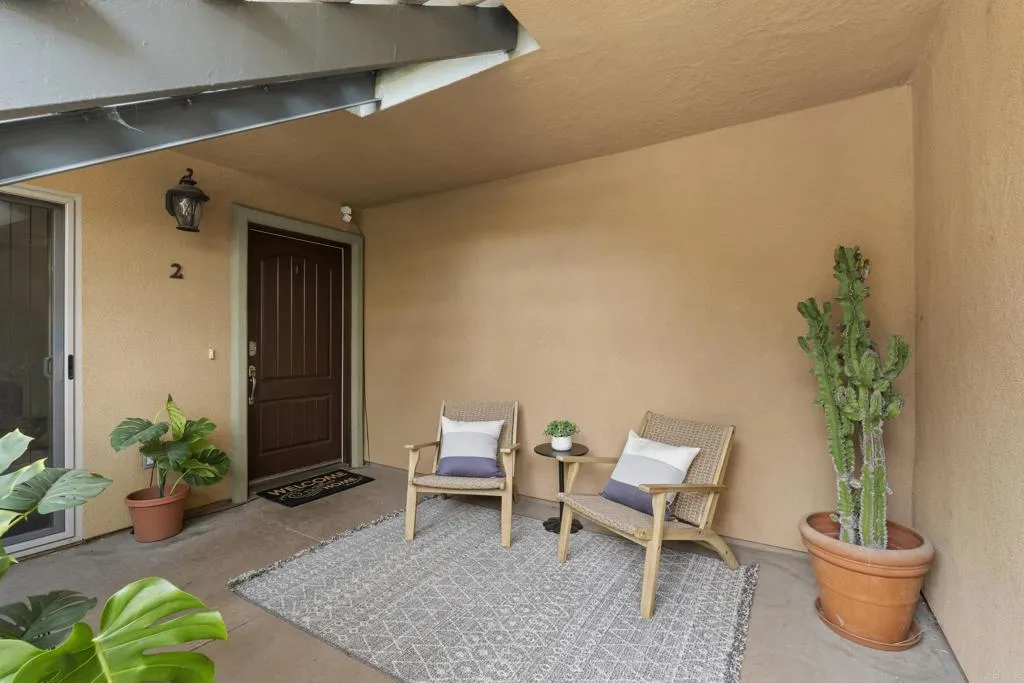 https://cdn.realtyfeed.com/cdn/127/306742640/a2931c8e2bb0fe95a2d6febeccceb24a.webp