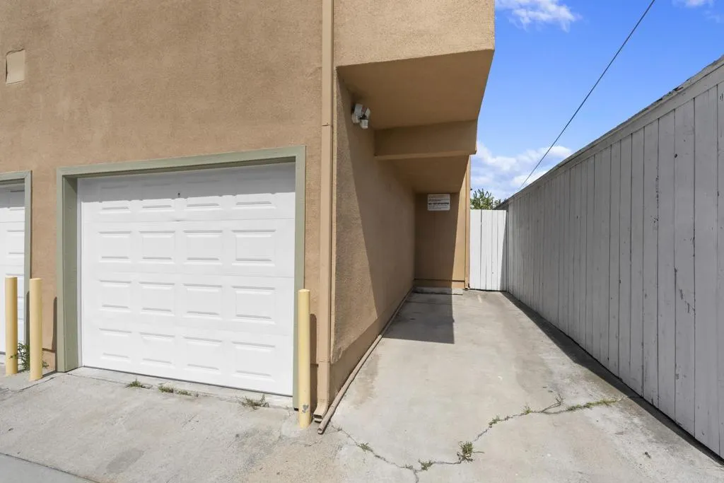 https://cdn.realtyfeed.com/cdn/127/306742640/a46c786b35e125ab43af66cdc925d1d4.webp