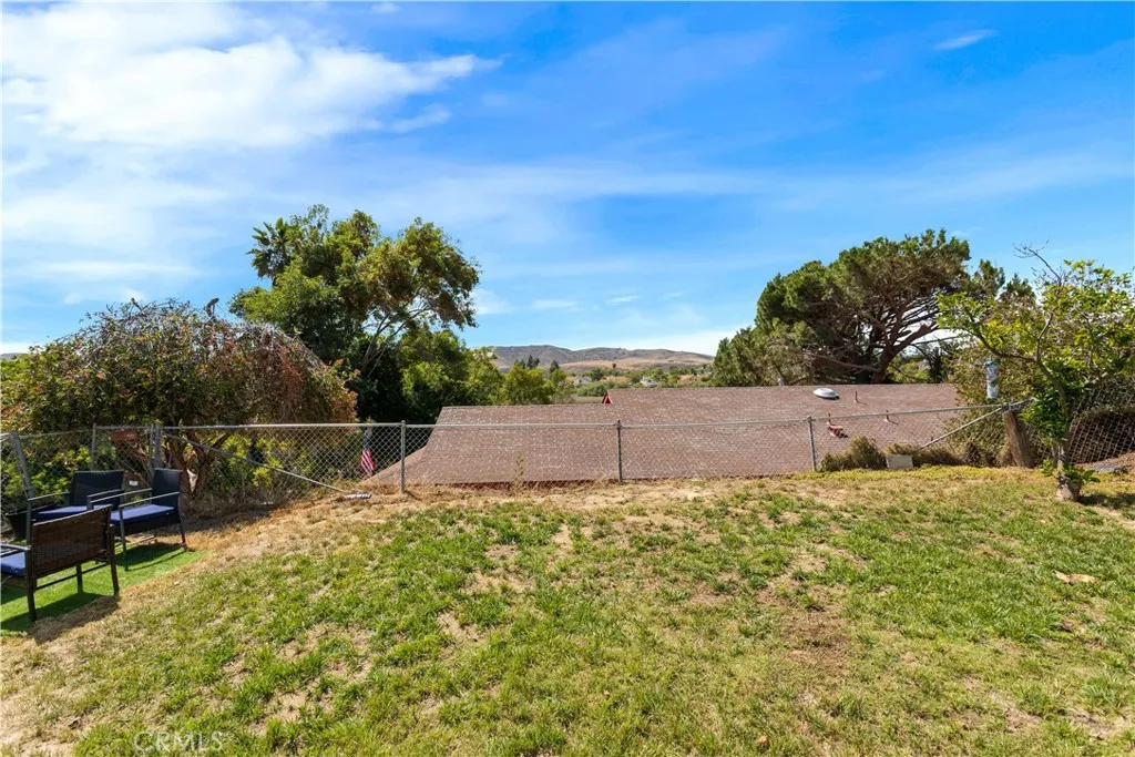 https://cdn.realtyfeed.com/cdn/127/306742704/381c76788cb89e49221a055b042ecec5.webp